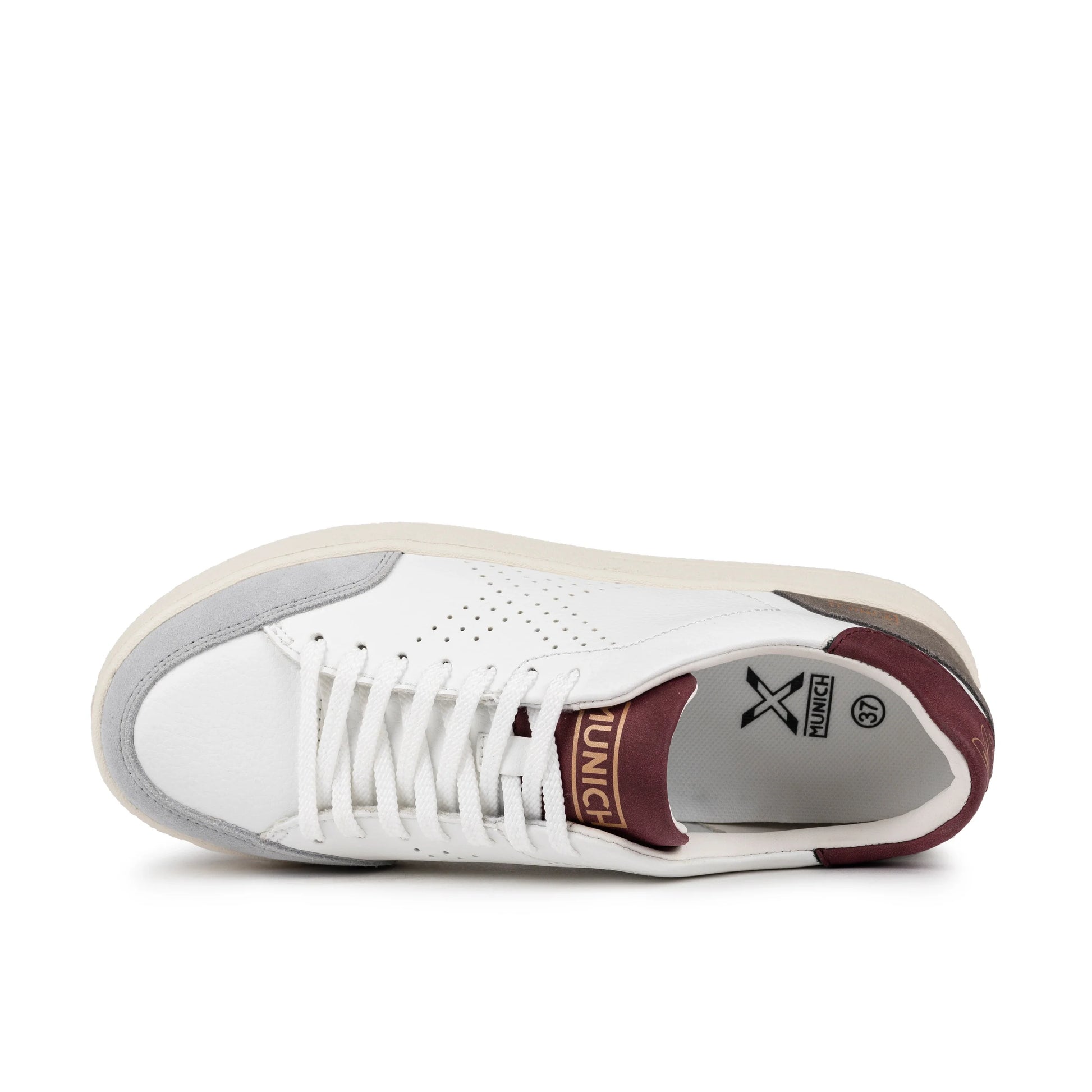 Sneakers de la marca munich unisex modelo x court 12 en color blanco