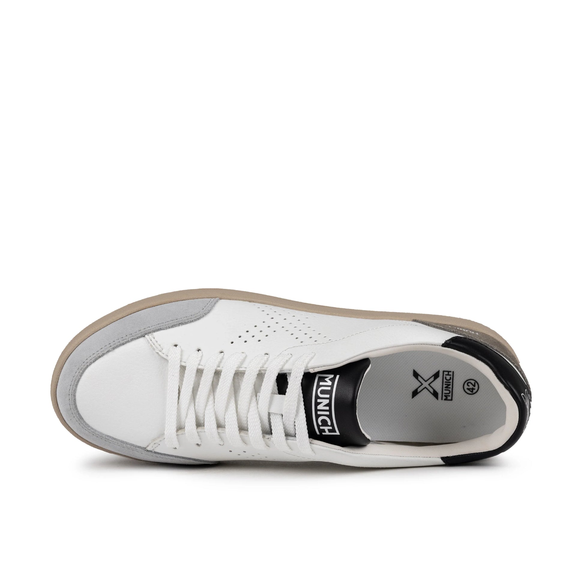 Sneakers de la marca munich unisex modelo x court 14 en color blanco