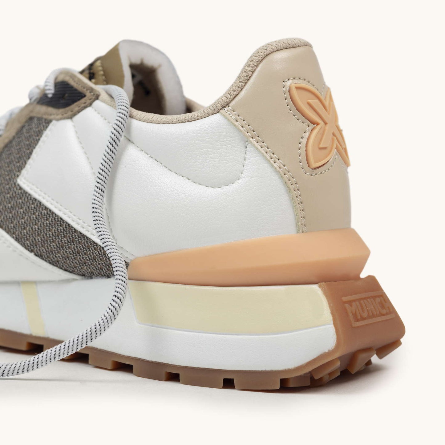 MUNICH | SNEAKERS | MUJER | SOKU 23 | BLANCO