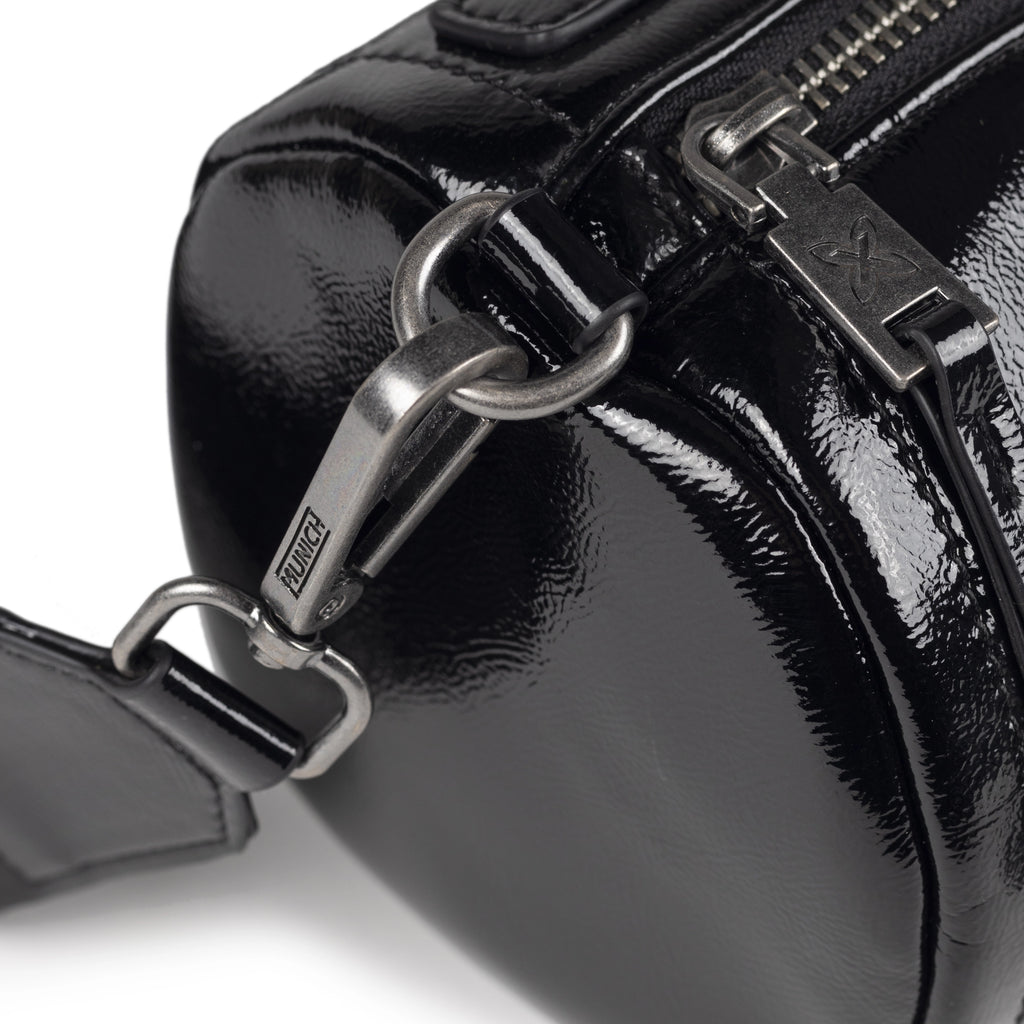 MUNICH MH Crossbody Barrel Black: sort taske til kvinder