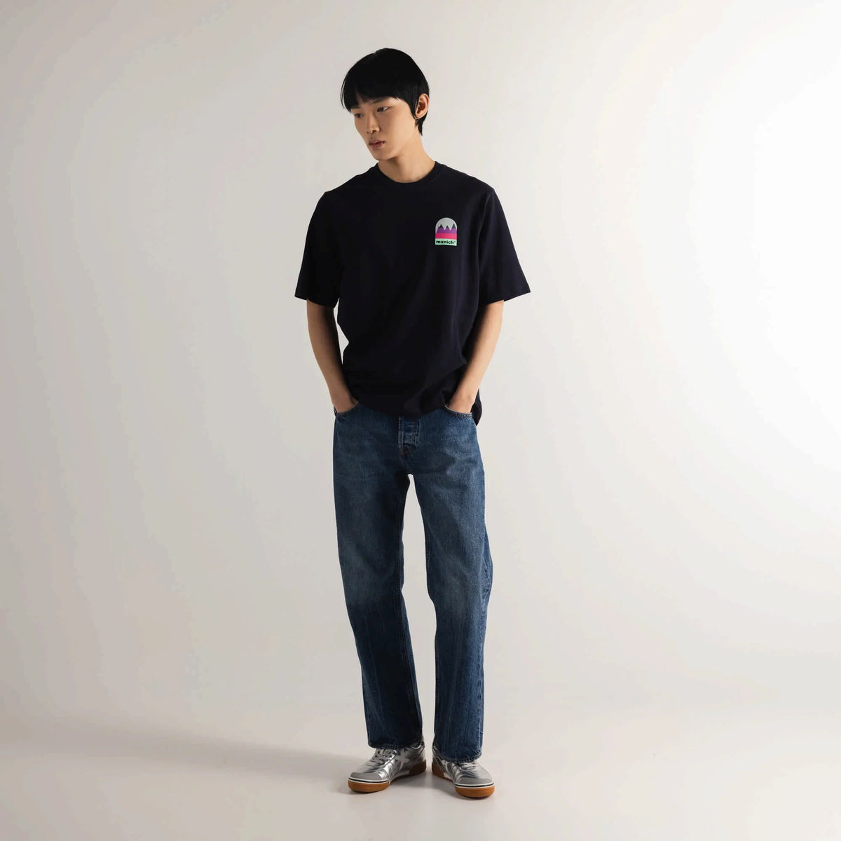 CAMISETA MUNICH PARA HOMBRE MODELO OVERSIZE T-SHIRT TREKKING NAVY REFERENCIA 2507836