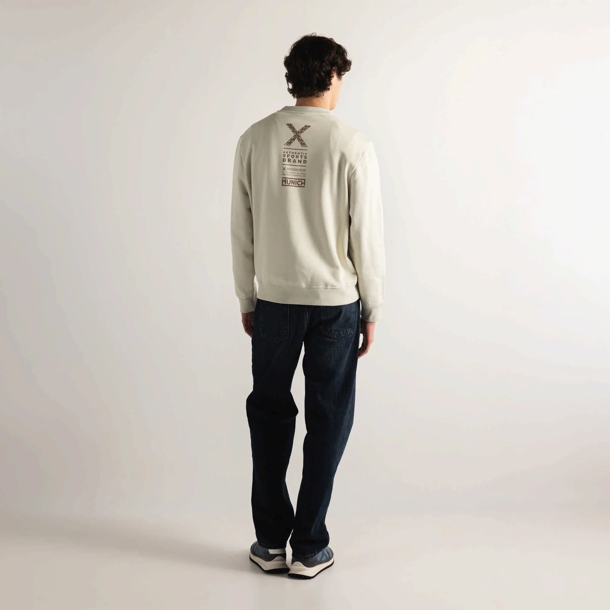 JERSEY MUNICH PARA HOMBRE MODELO SWEATSHIRT FRAMING SAND REFERENCIA 2507896