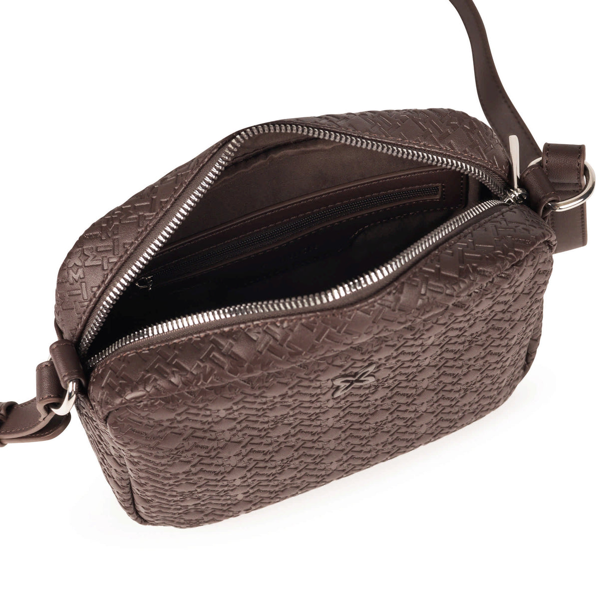 MUNICH Camera Crossbody Chocolate: ブラウン バッグ レディース