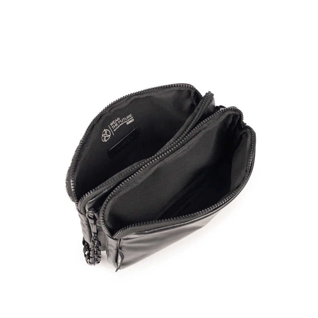 MUNICH Crossbody Black: ブラック バッグ レディース