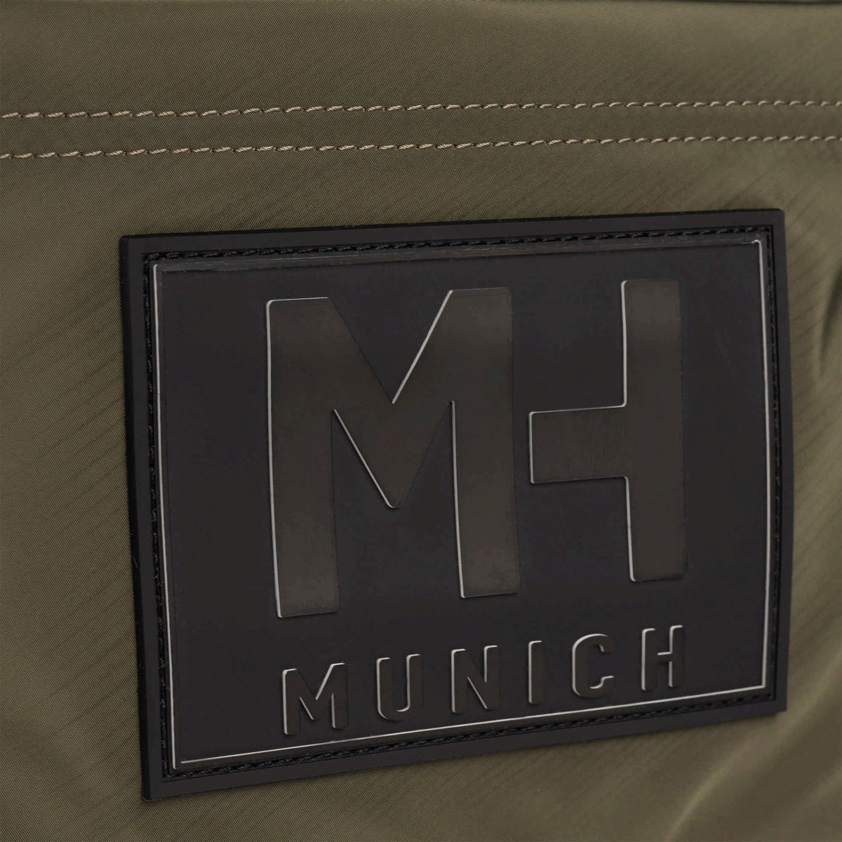 MUNICH Crossbody TOTE Khaki: グリーン バッグ レディース