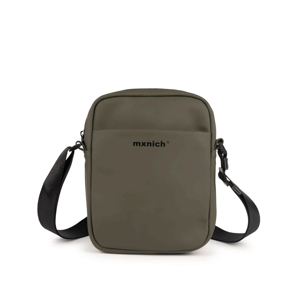 BOLSO MUNICH PARA HOMBRE MODELO HUSH CROSSBODY KHAKI CAQUI REFERENCIA 7113796