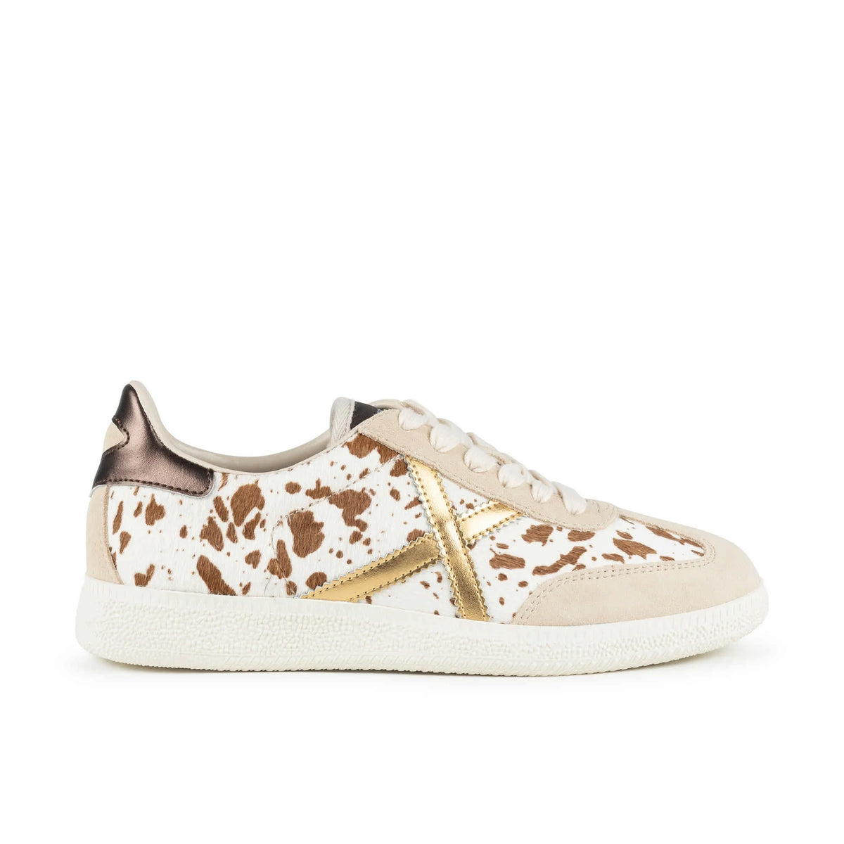 SNEAKERS MUNICH PARA MUJER MODELO BARRU 243 REFERENCIA 8290243