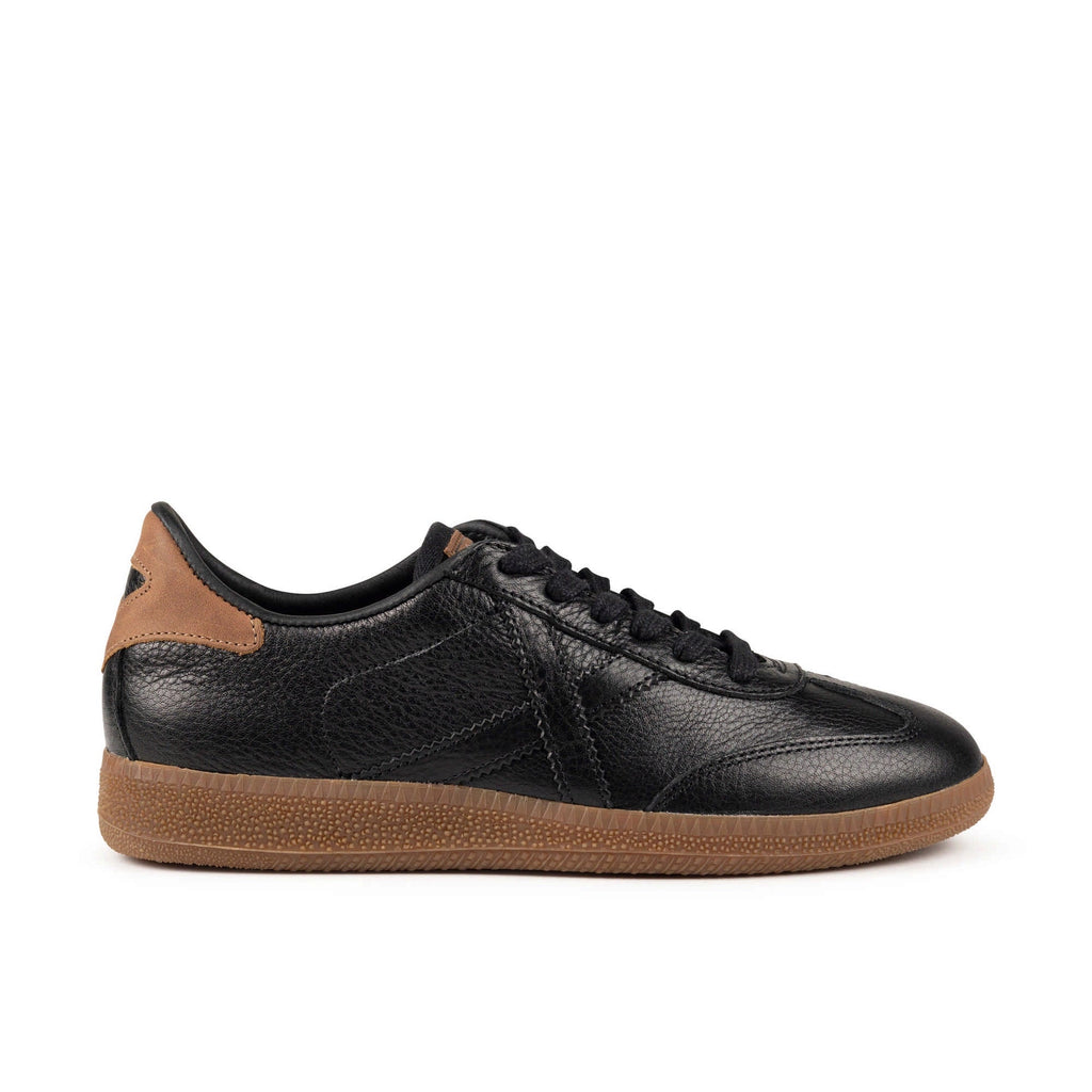 SNEAKERS MUNICH PARA HOMBRE MODELO BARRU 246 NEGRO REFERENCIA 8290246