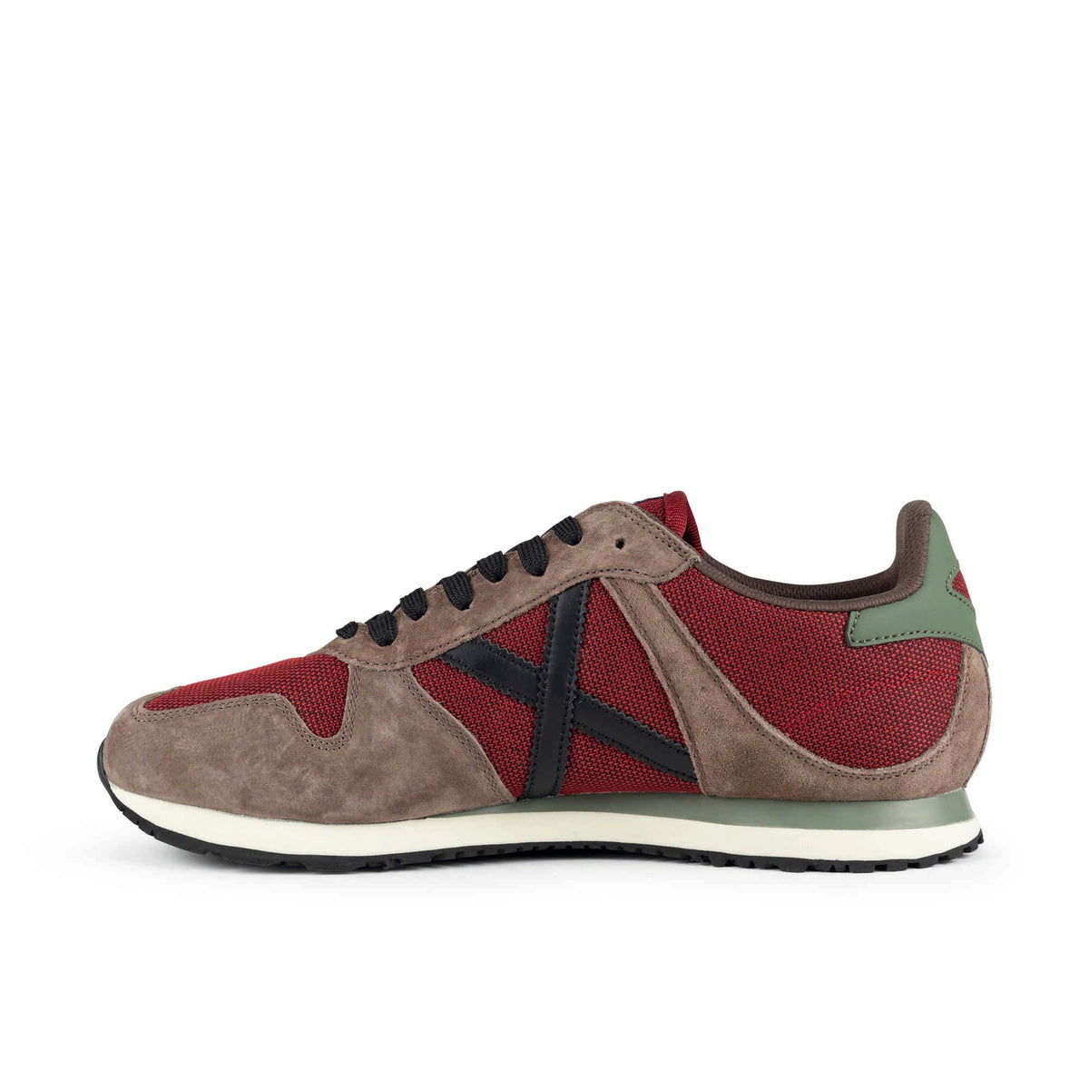 SNEAKERS MUNICH PARA HOMBRE MODELO MASSANA CLASSIC MAN 621 BURDEOS REFERENCIA 8620621