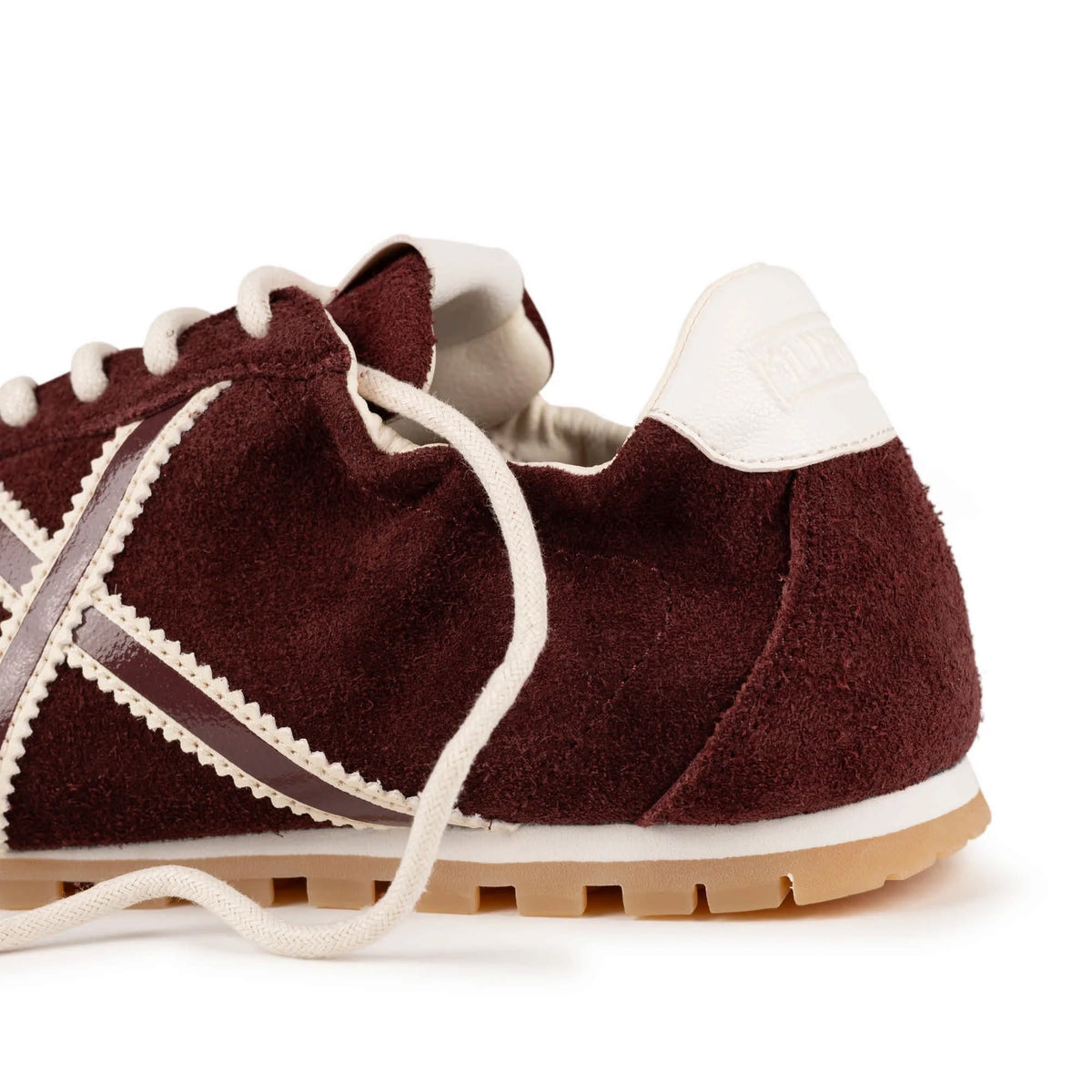 SNEAKERS MUNICH PARA MUJER MODELO SLIM 03 BURDEOS REFERENCIA 8971003