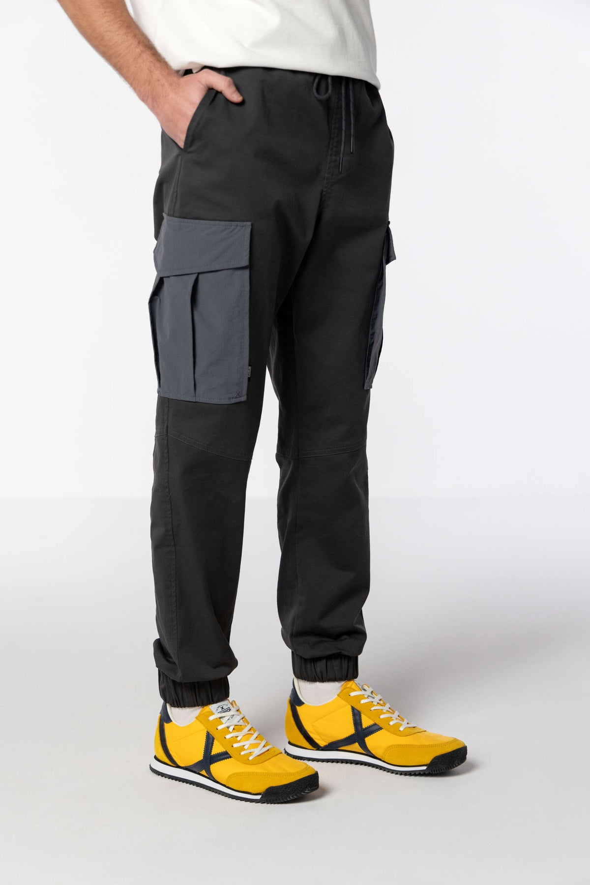 SNEAKERS MUNICH UNISEX MODELO RIBER 01 REFERENCIA 8033001