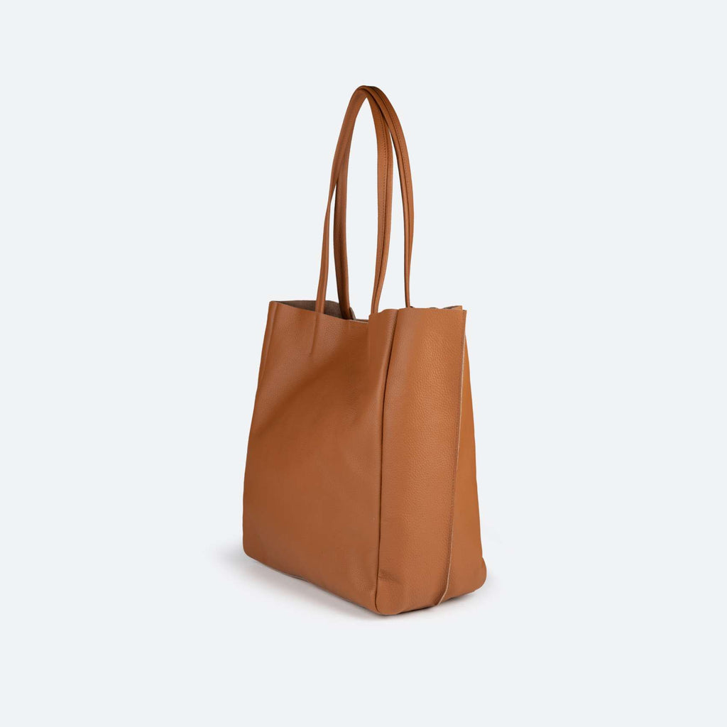 Borsa da donna del marchio Munich, modello Loft Woman Shopper Almond, in marrone.