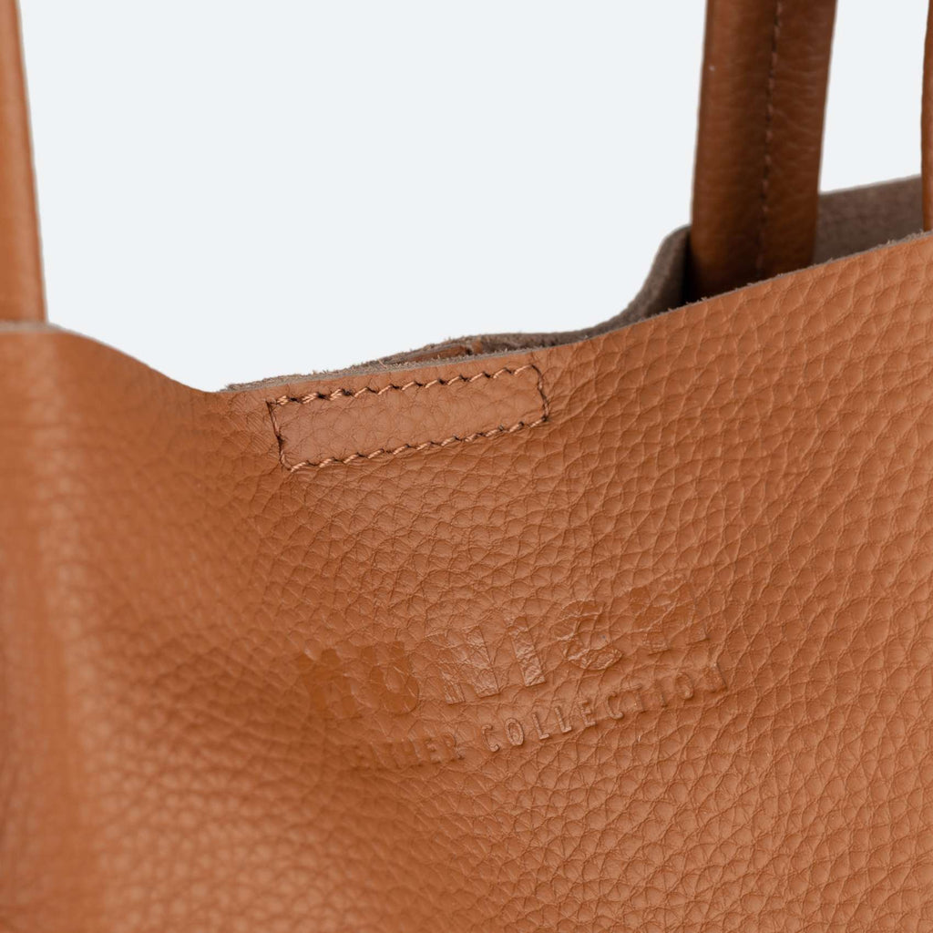 Borsa da donna del marchio Munich, modello Loft Woman Shopper Almond, in marrone.