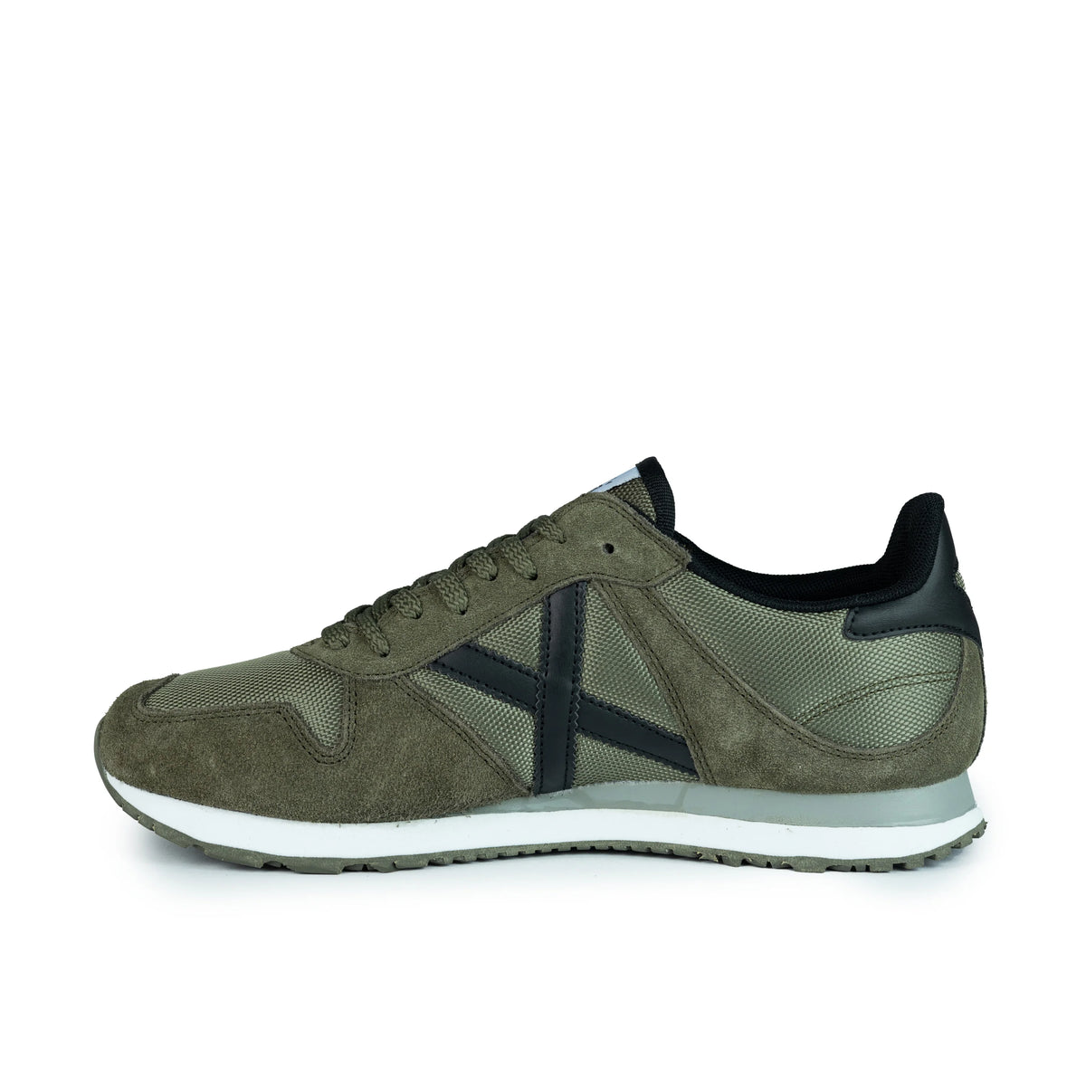 SNEAKERS MUNICH PARA HOMBRE MODELO MASSANA 433 REFERENCIA 8620433