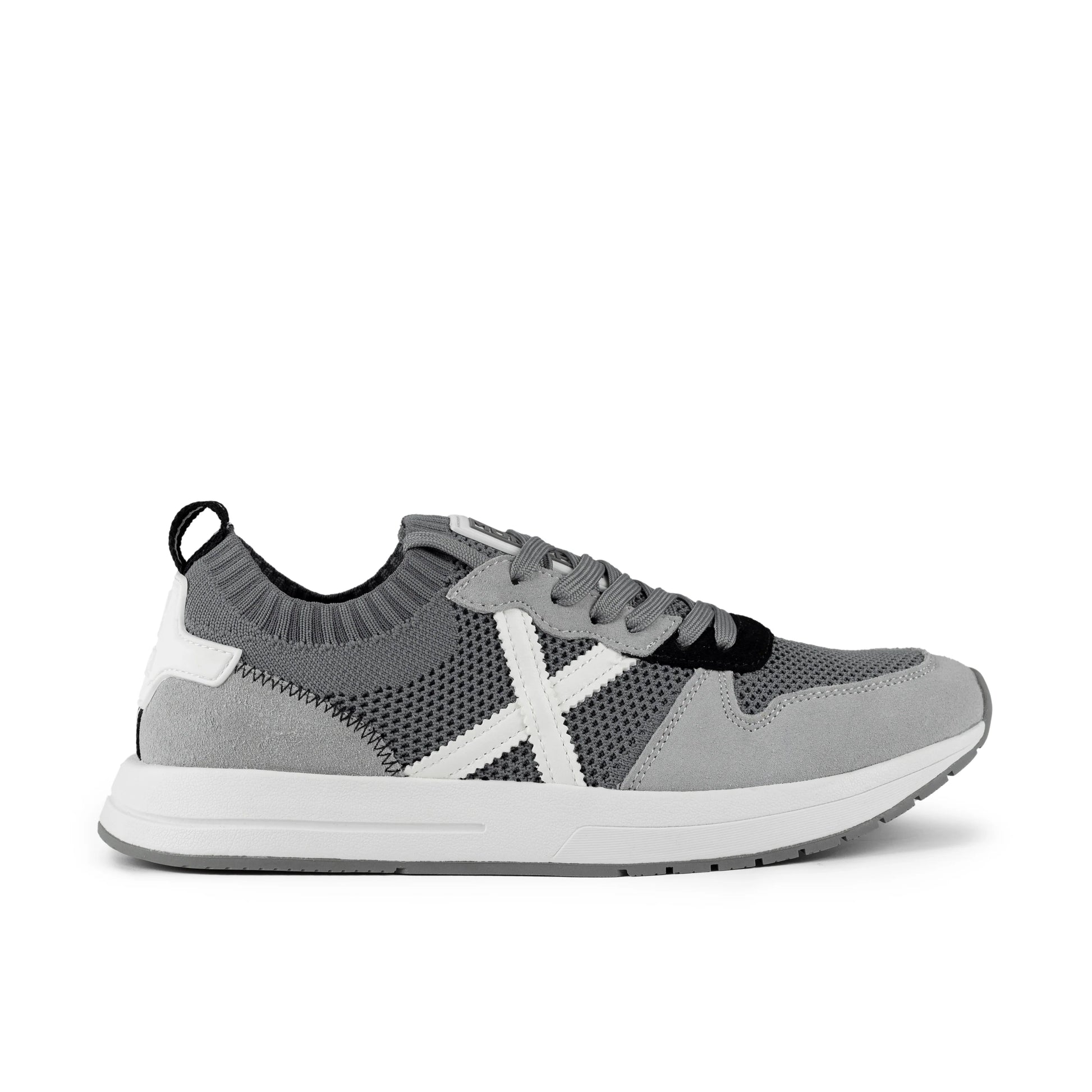 SNEAKERS MUNICH modelo NET 34 para HOMBRE