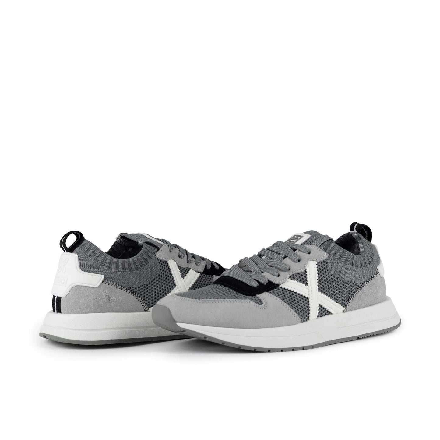 SNEAKERS MUNICH modelo NET 34 para HOMBRE