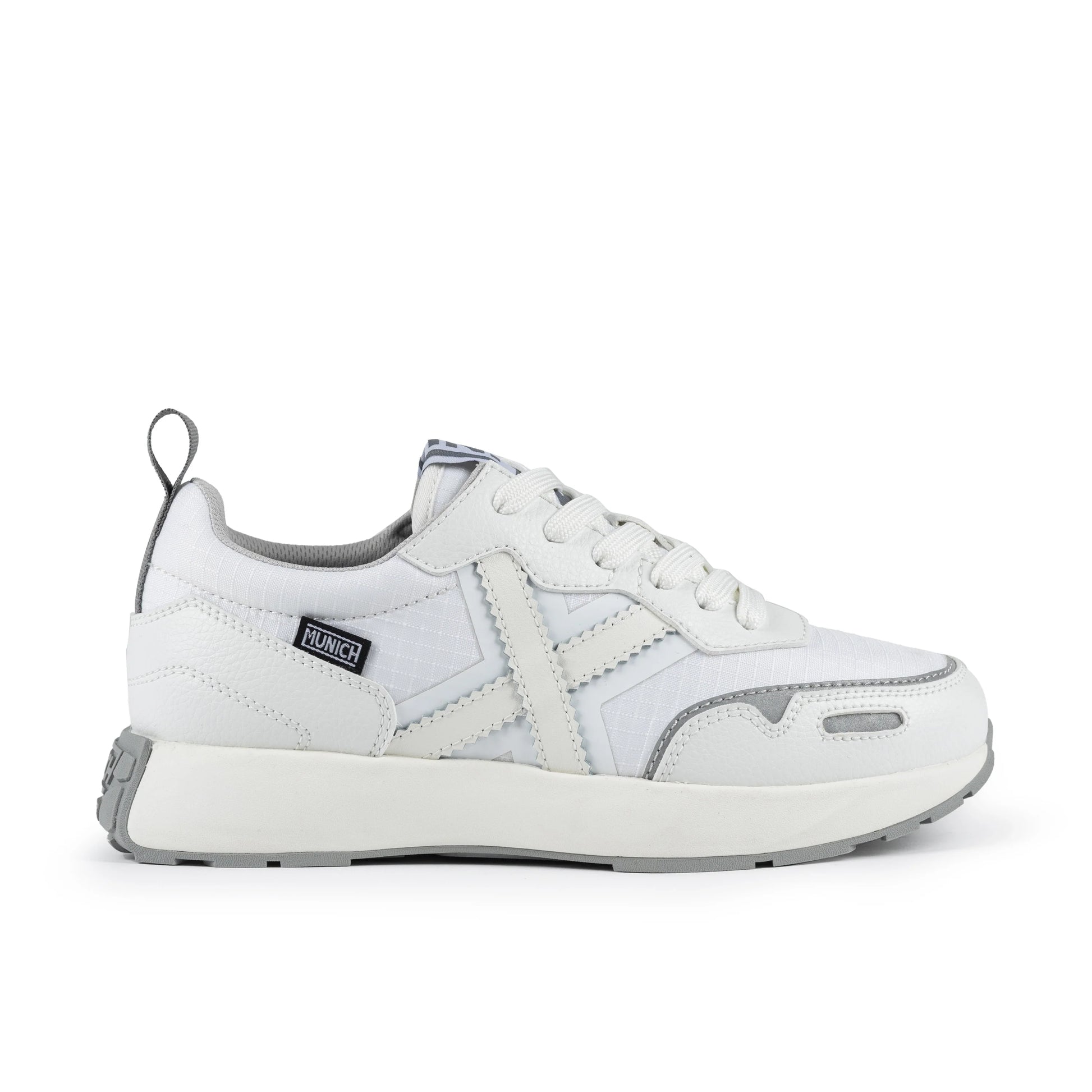 SNEAKERS MUNICH modelo XEMINE 70 para MUJER