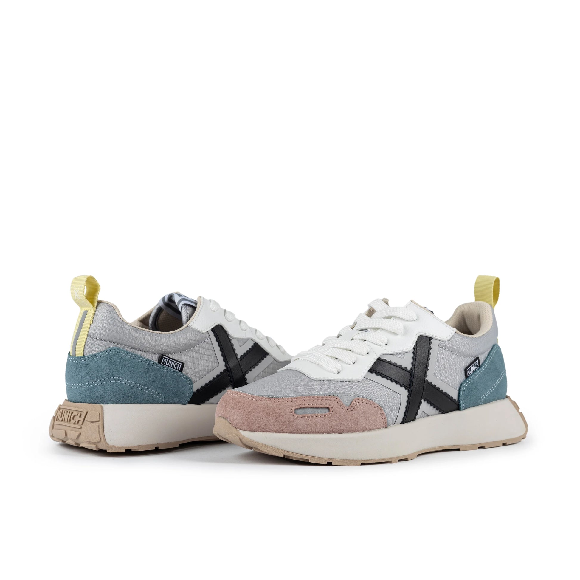 SNEAKERS MUNICH modelo XEMINE 72 para MUJER