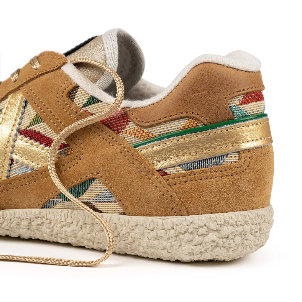 MUNICH GOAL 1643: bruin sneakers unisex