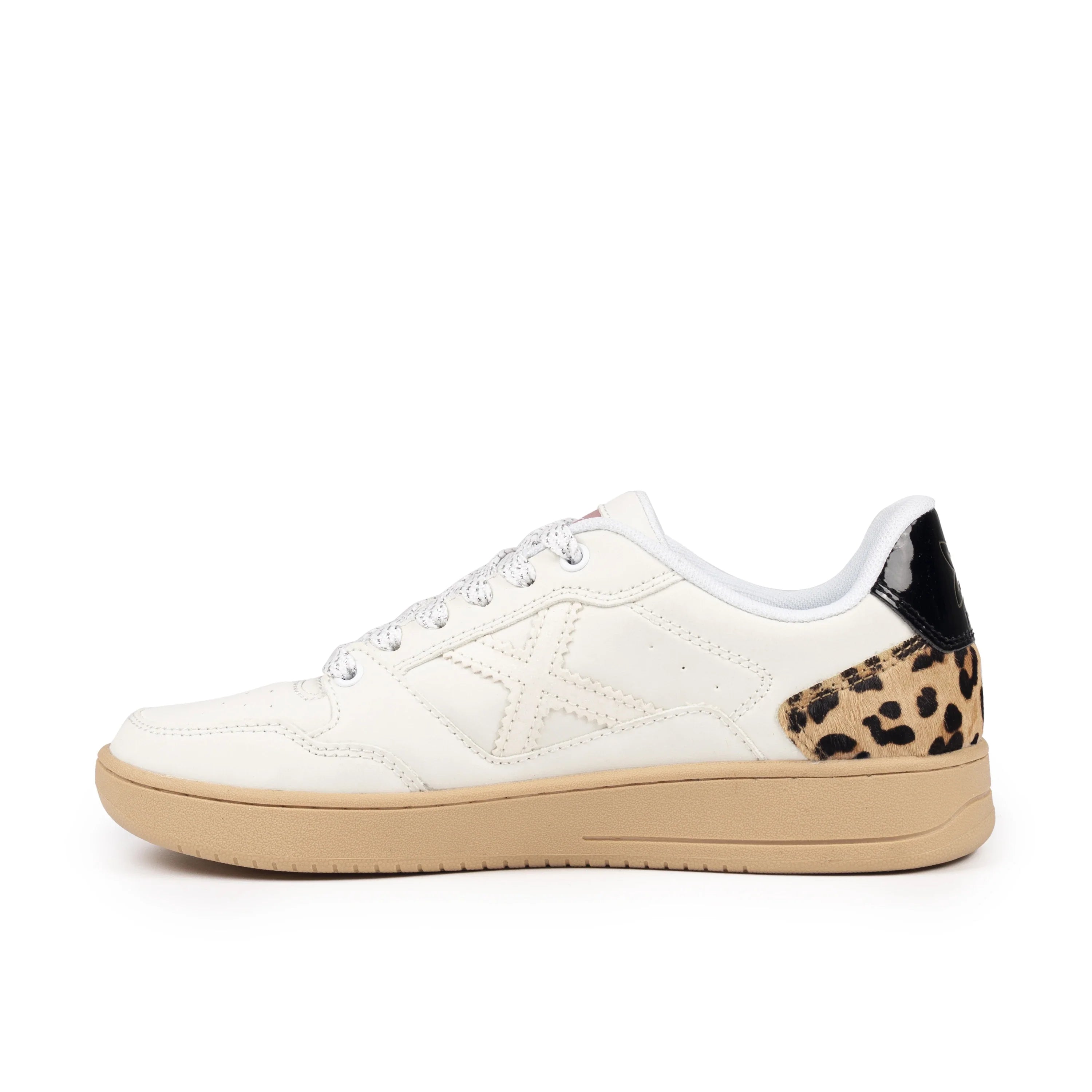 MUNICH | SNEAKERS | DAMES | LEGIT WMN 113 | WIT