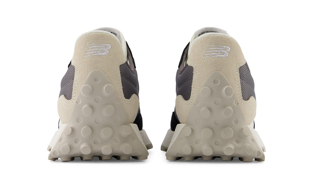 NEW BALANCE | SNEAKERS | UNISEX | 327 CASTLEROCK | NEGRO