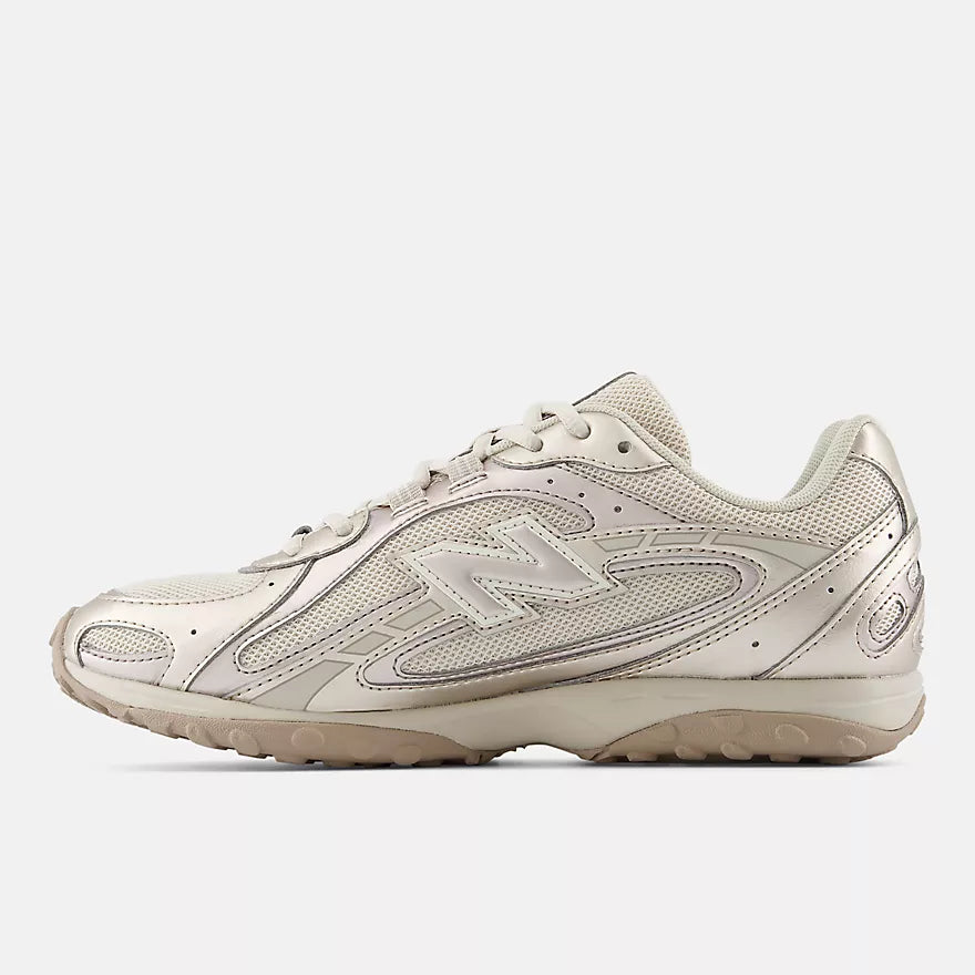 NEW BALANCE | SNEAKERS | MUJER | 240L TIMBERWOLF PLATINO | BLANCO