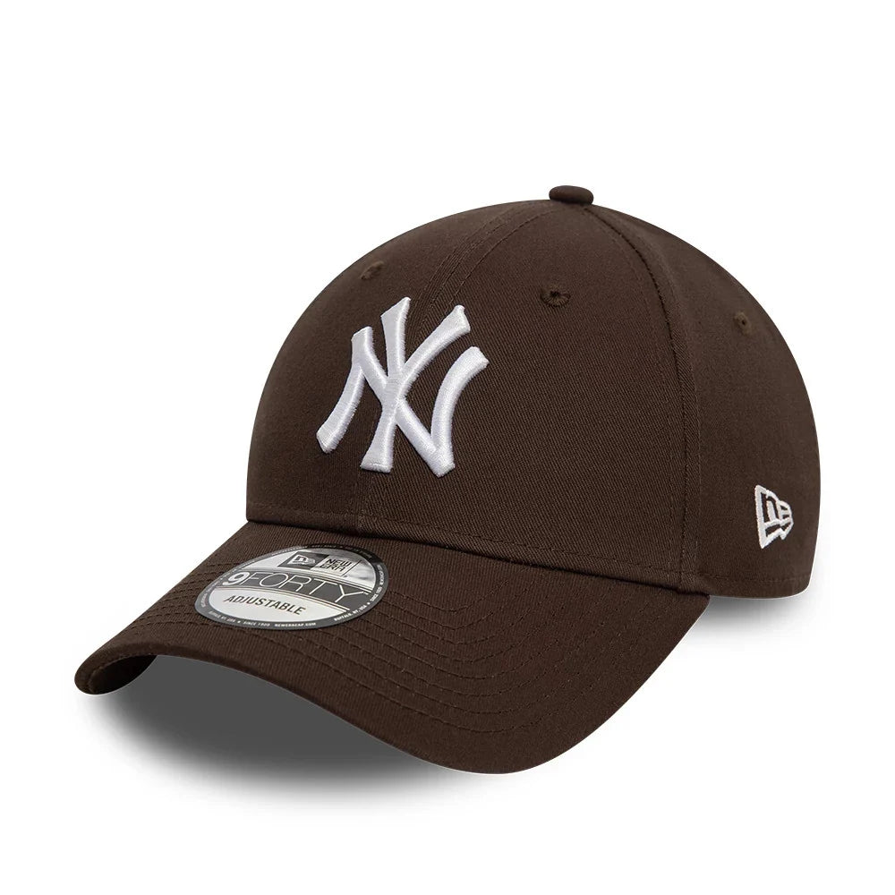 NEW ERA | GORRAS | UNISEX | NOS LEAGUE ESS 9FORTY NEYYAN BRSWHI | MARRÓN