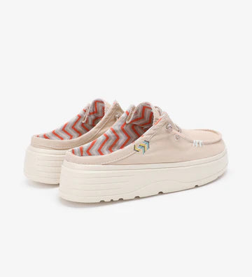 PITAS | ZUECOS | MUJER | CAPARICA | BEIGE