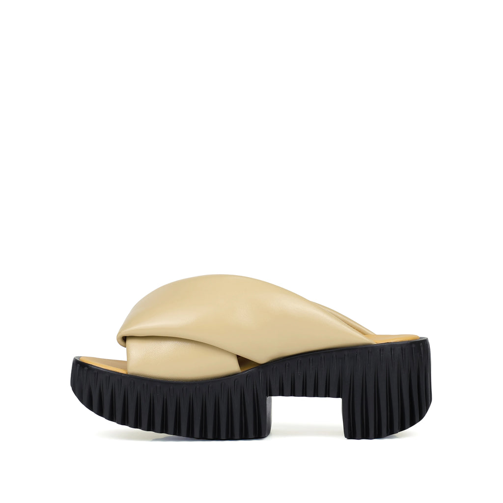 4CCCCEES | SANDALS | WOMEN'S | PLIA ANDA SKIN | BEIGE