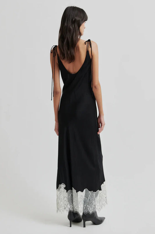 SECOND FEMALE | VESTIDOS | MUJER | WILA STRAP DRESS BLACK | NEGRO