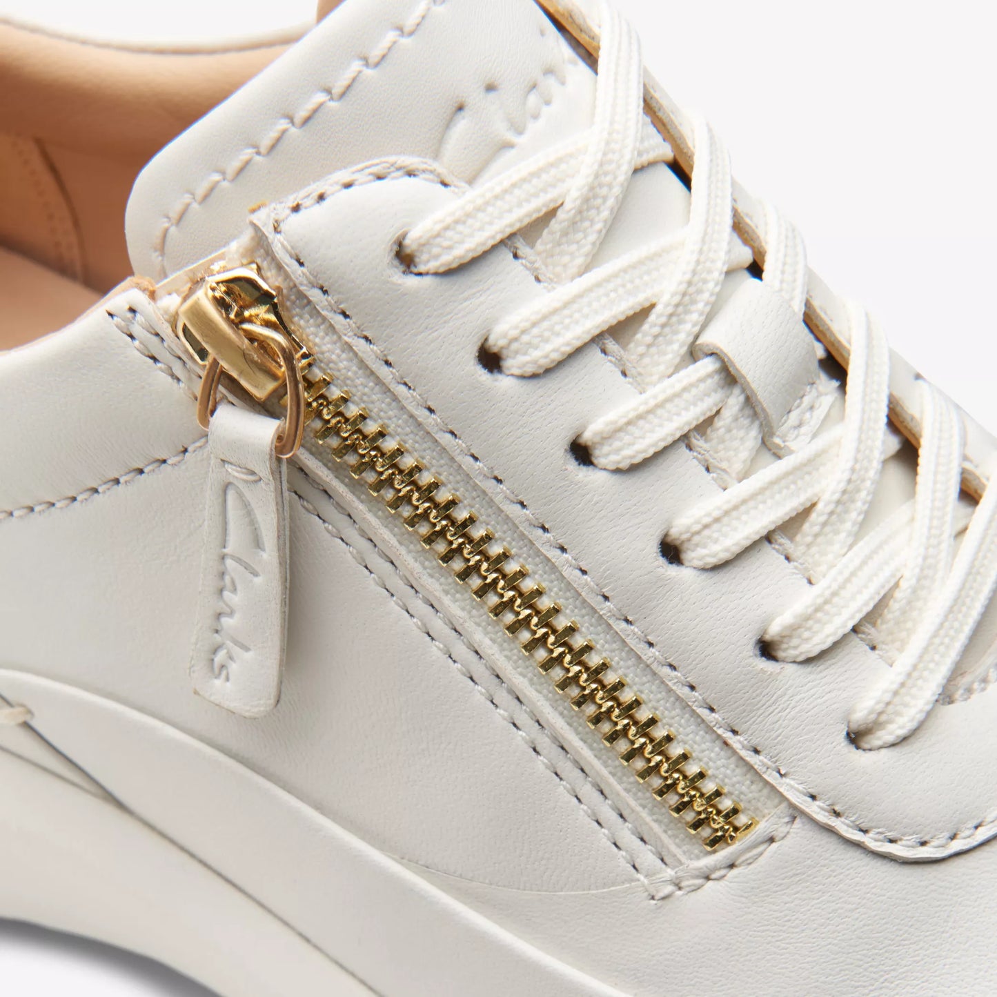 CLARKS | WOMEN'S SNEAKERS | TIVOLI ZIP OFF WHITE LEATHER | WHITE