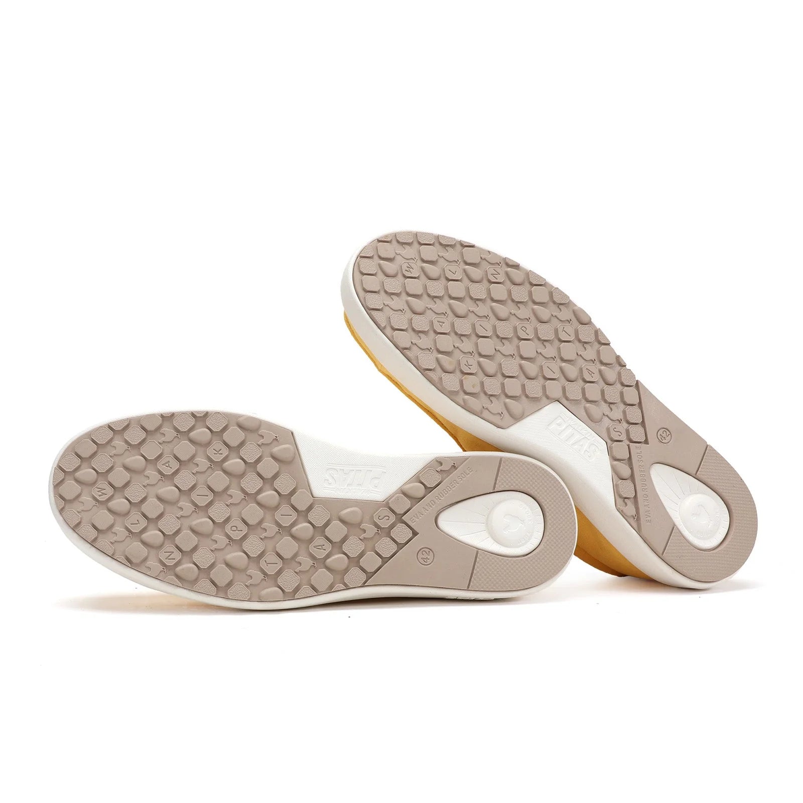 PITAS | WALLABEE | HOMBRE | BIARRITZ MOSTAZA | AMARILLO