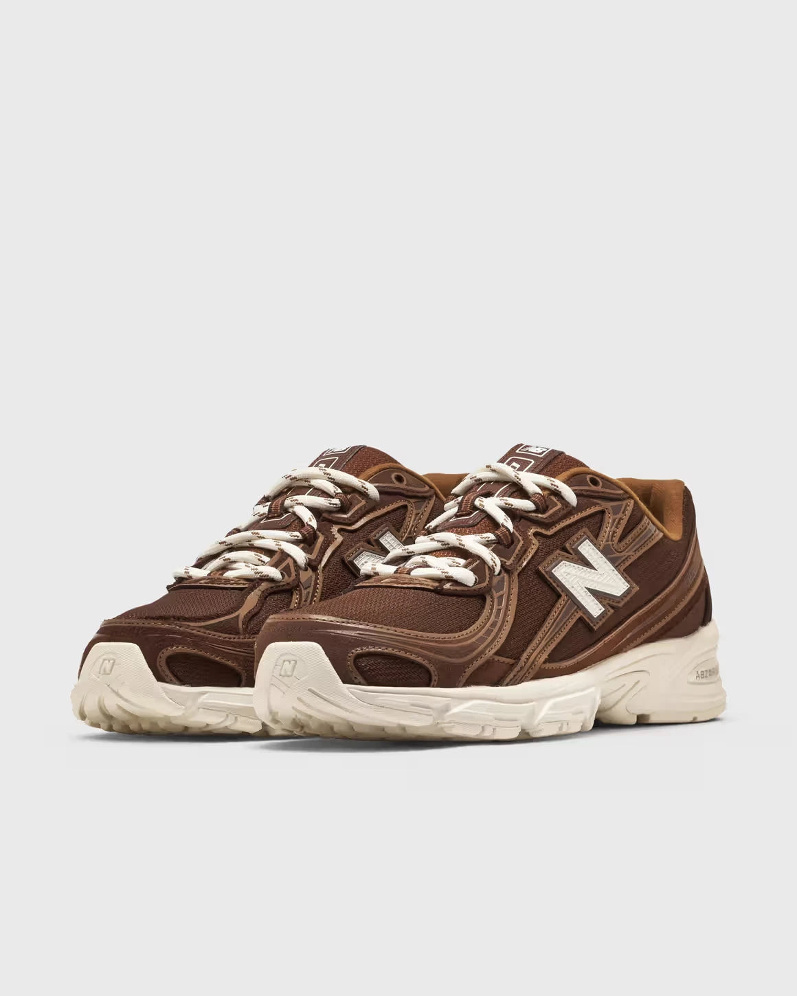 NEW BALANCE 740 Pumpernickel: marrone sneakers da donna