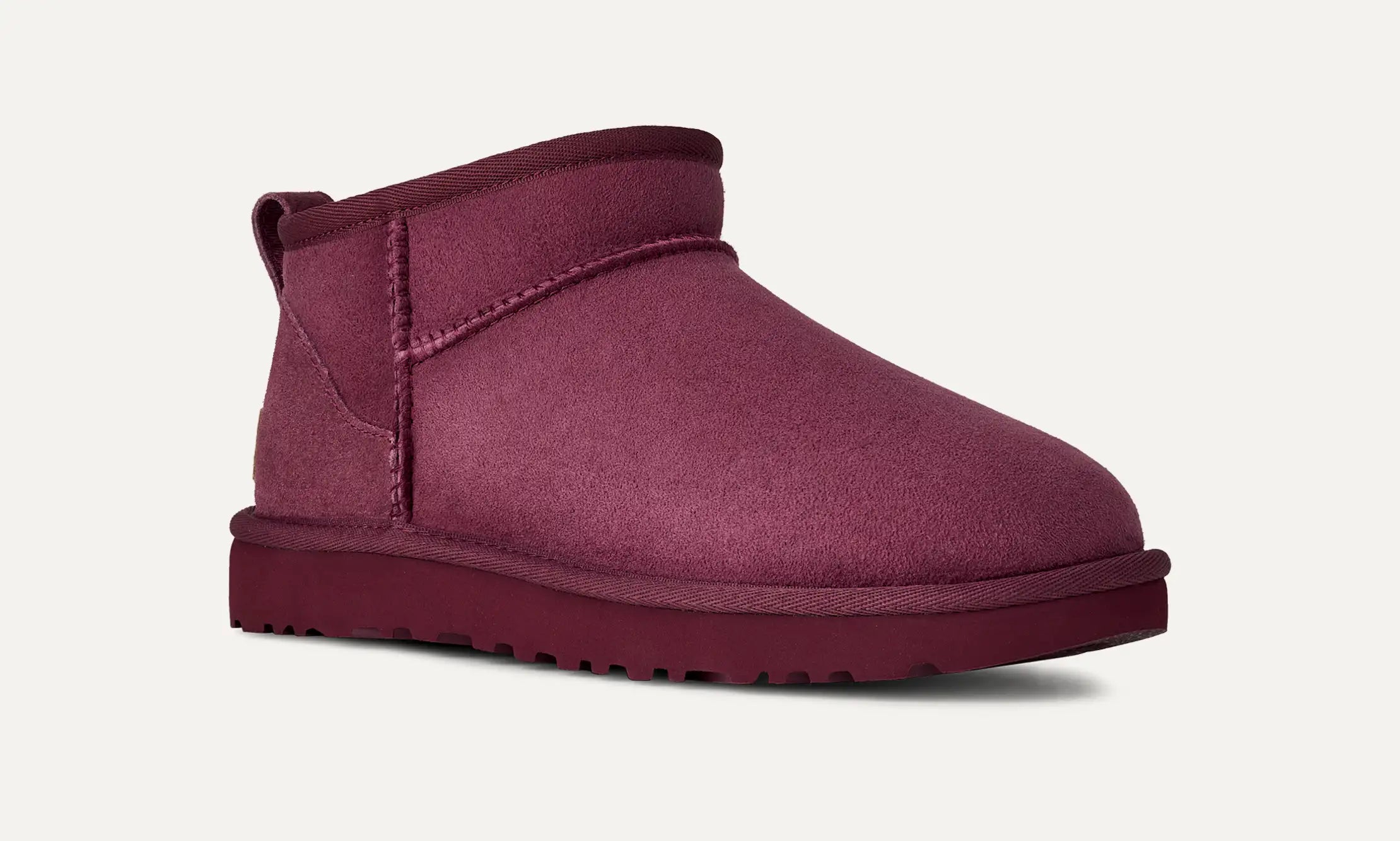 UGG Classic Ultra MINI Burnt Magenta: أحمر بوت قصير للنساء