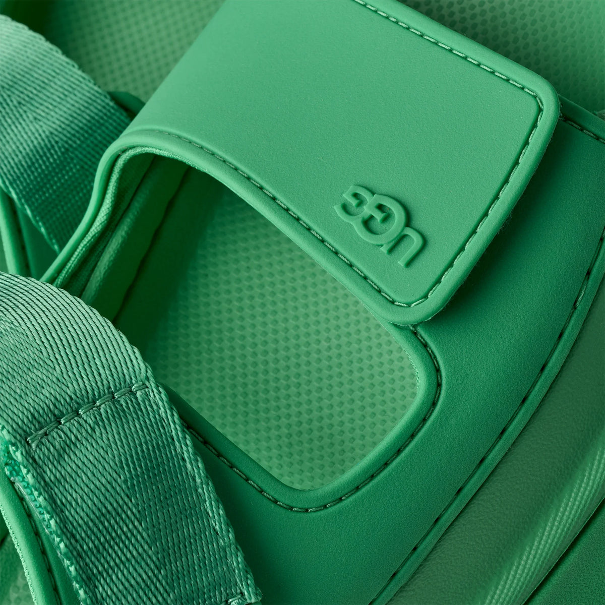 UGG W Goldenglow Hummingbird: зелений сандалі для жінок