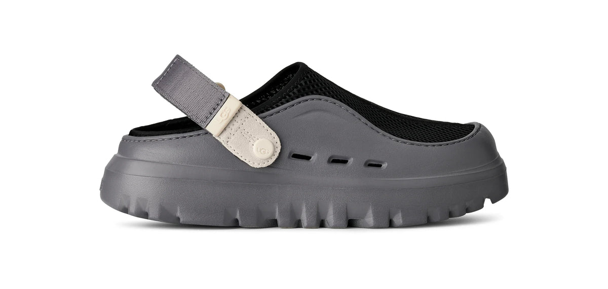 UGG M Peakmod Breathe Metal / Black / Jasmine: sort sko til mænd