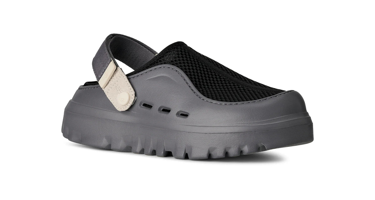 UGG M Peakmod Breathe Metal / Black / Jasmine: sort sko til mænd
