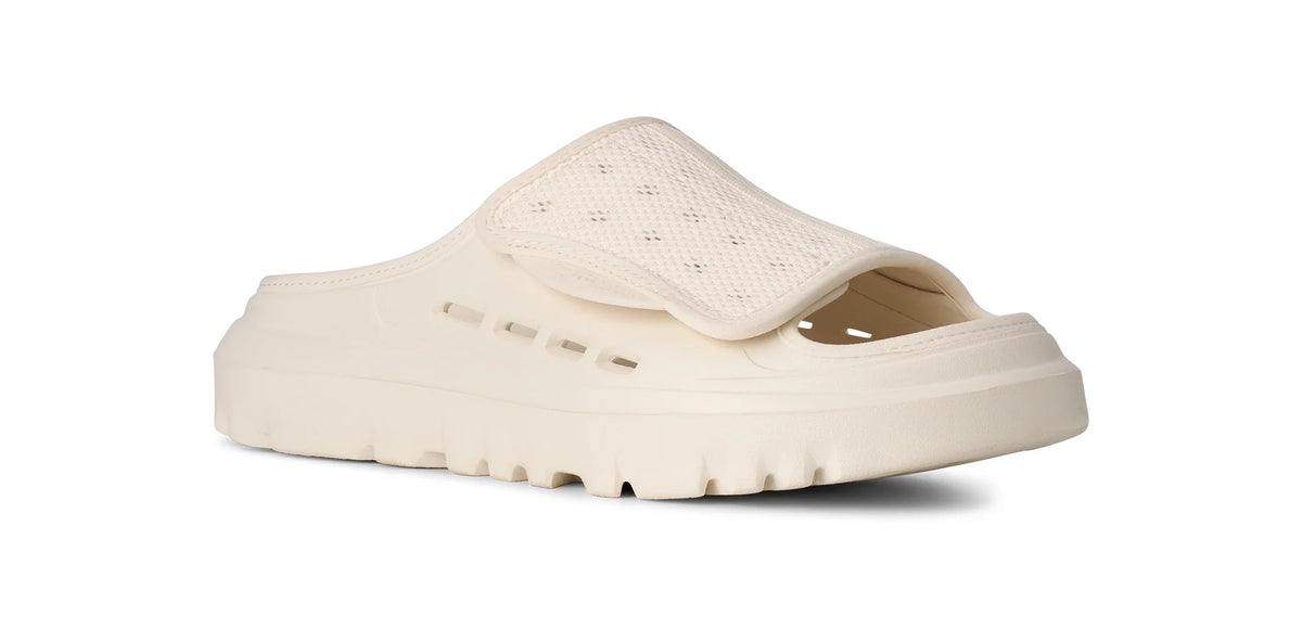UGG M Peakmod Slide Jasmine: ホワイト サンダル メンズ