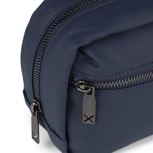 MUNICH | NECESER | HOMBRE | PEAK RECYCLED TOILETRY BLUE | AZUL