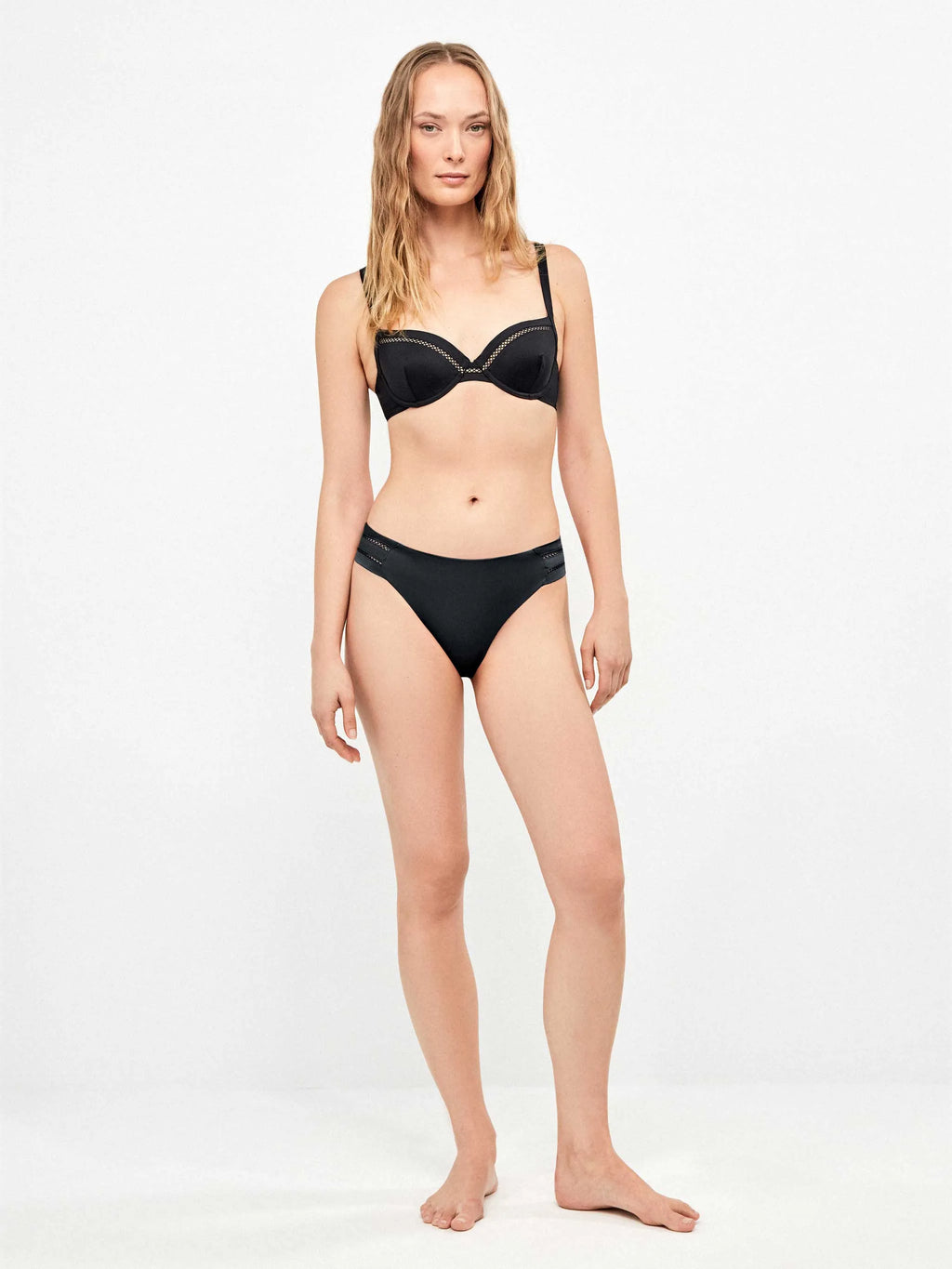 GISELA | BAÑADORES | MUJER | BIKINI BRAGA C NEGRO | NEGRO