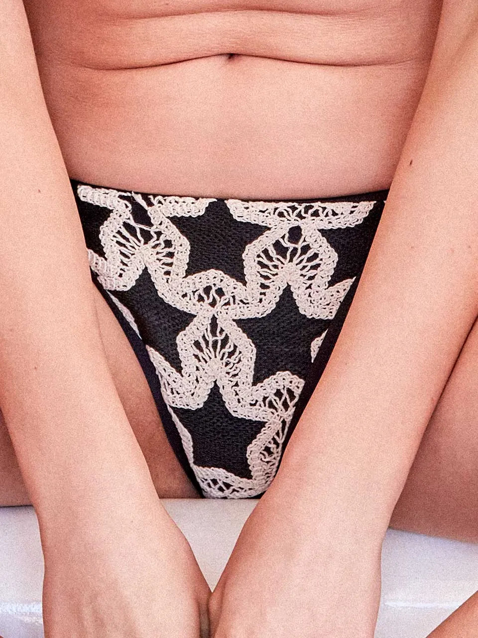 GISELA Bikini Bottom Tiras Estampado: multicolour bañadores for women