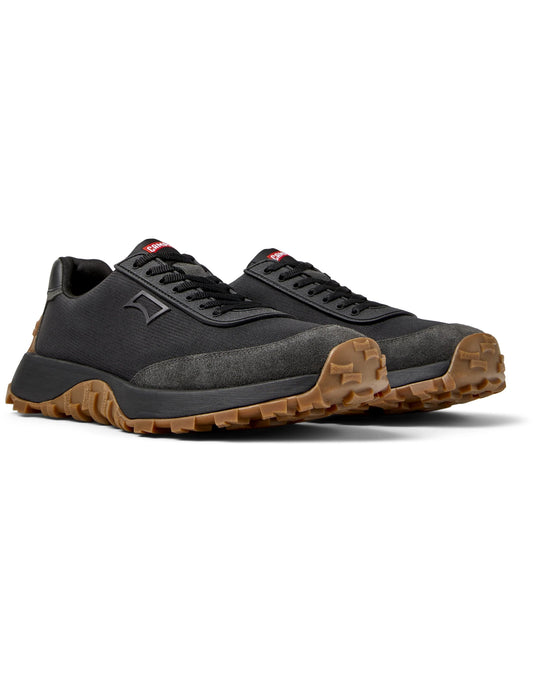 Sneakers Para Hombre De La Marca Camper Modelo Drift Trail Rug Meteor,Camis.Negro/Dtrail Negro-Miel De Color Negro