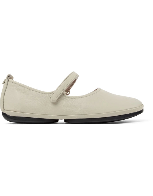 Mocasines Para Mujer De La Marca Camper Modelo Right Nina Sella Hely/Isla Ry Negro De Color Beige