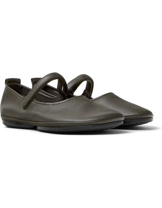Mocasines Para Mujer De La Marca Camper Modelo Right Nina Sella Ufo/Isla Ry Negro De Color Verde