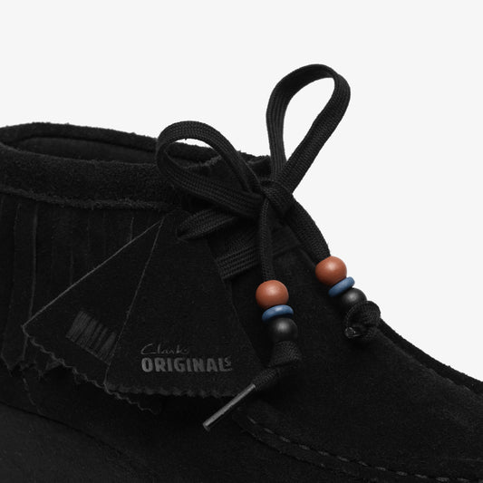 CLARKS | BOTINES | MUJER | WALLABEE WEDGE FRINGE BLACK SUEDE | NEGRO