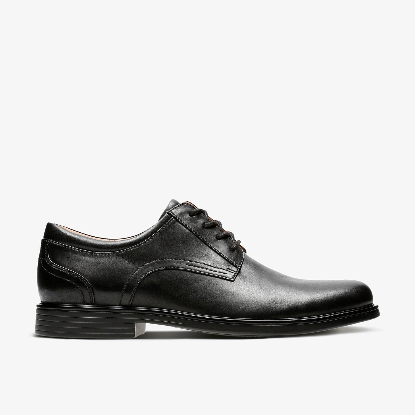 Zapatos De Vestir De La Marca Clarks Para Hombre Modelo Un Aldric Lace Black Leather En Color Negro