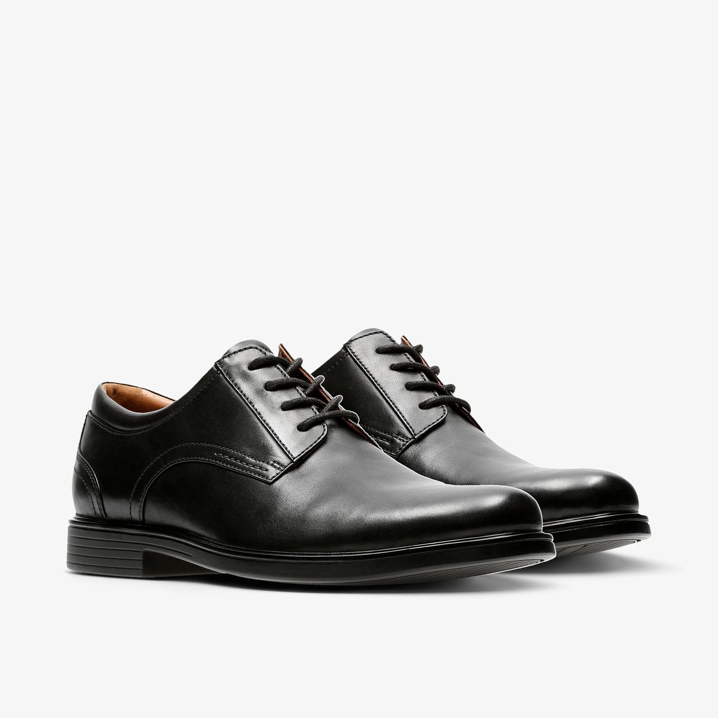 Zapatos De Vestir De La Marca Clarks Para Hombre Modelo Un Aldric Lace Black Leather En Color Negro
