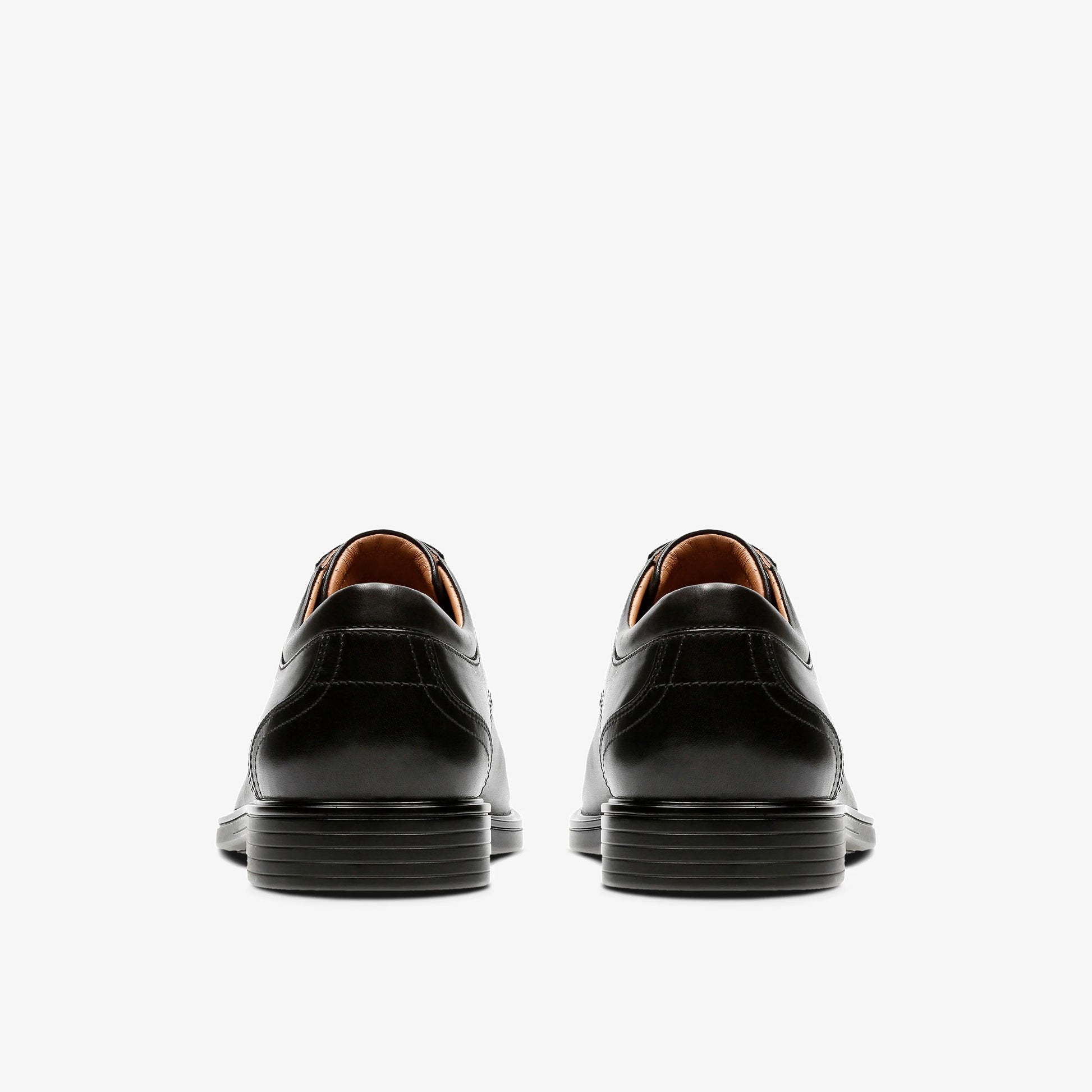 Zapatos De Vestir De La Marca Clarks Para Hombre Modelo Un Aldric Lace Black Leather En Color Negro