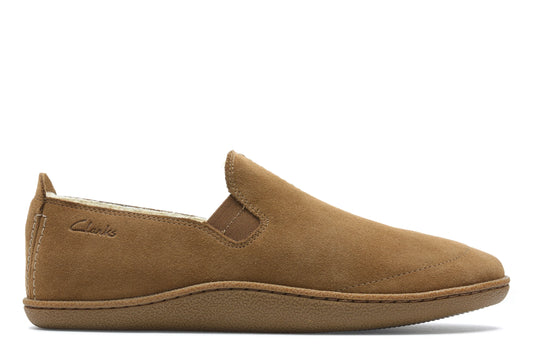 Zapatillas Del Hogar De La Marca Clarks  Para Hombre Modelo Home Mocc Tan Suede En Color Marrón