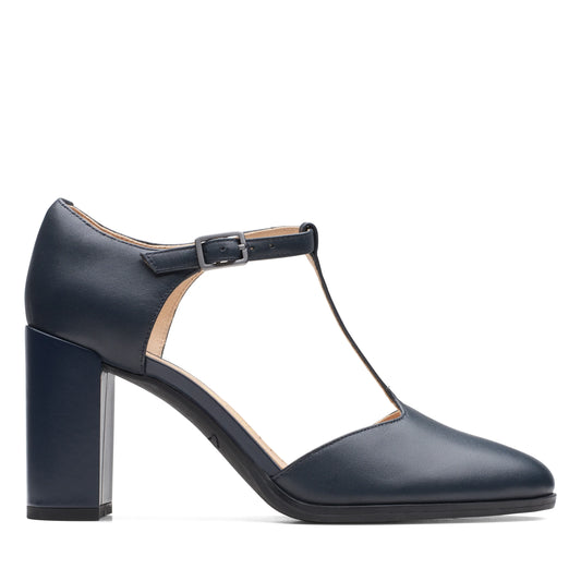 Zapatos De Vestir De La Marca Clarks  Para Mujer Modelo Freva85 Bar Navy En Color Azul